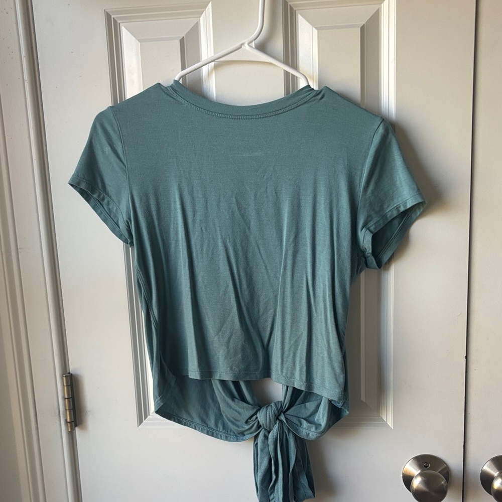 Blogilates Teal Athletic Top